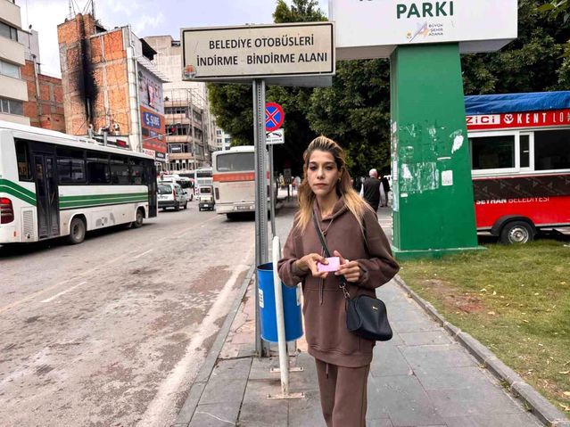 Adana'da ulaşım fiyatlarına tepki: 