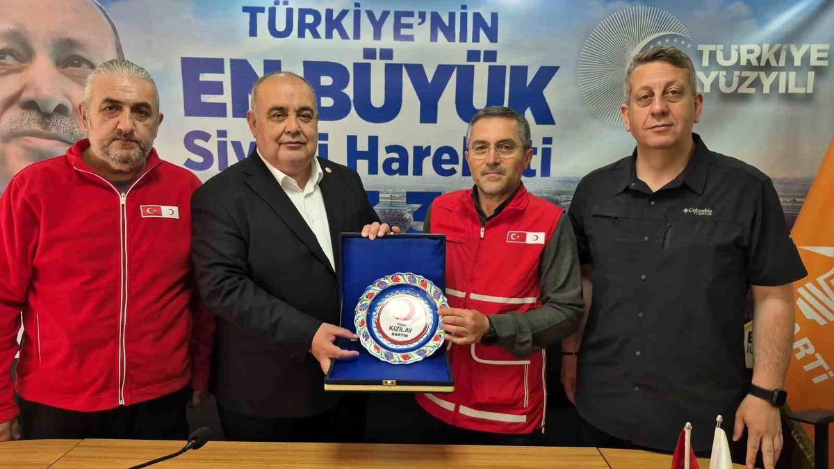Bartın'da Kızılay’ın Kurban Kampanyasına Yoğun İlgi: Vali, Milletvekili ve Kaymakamdan Bağış