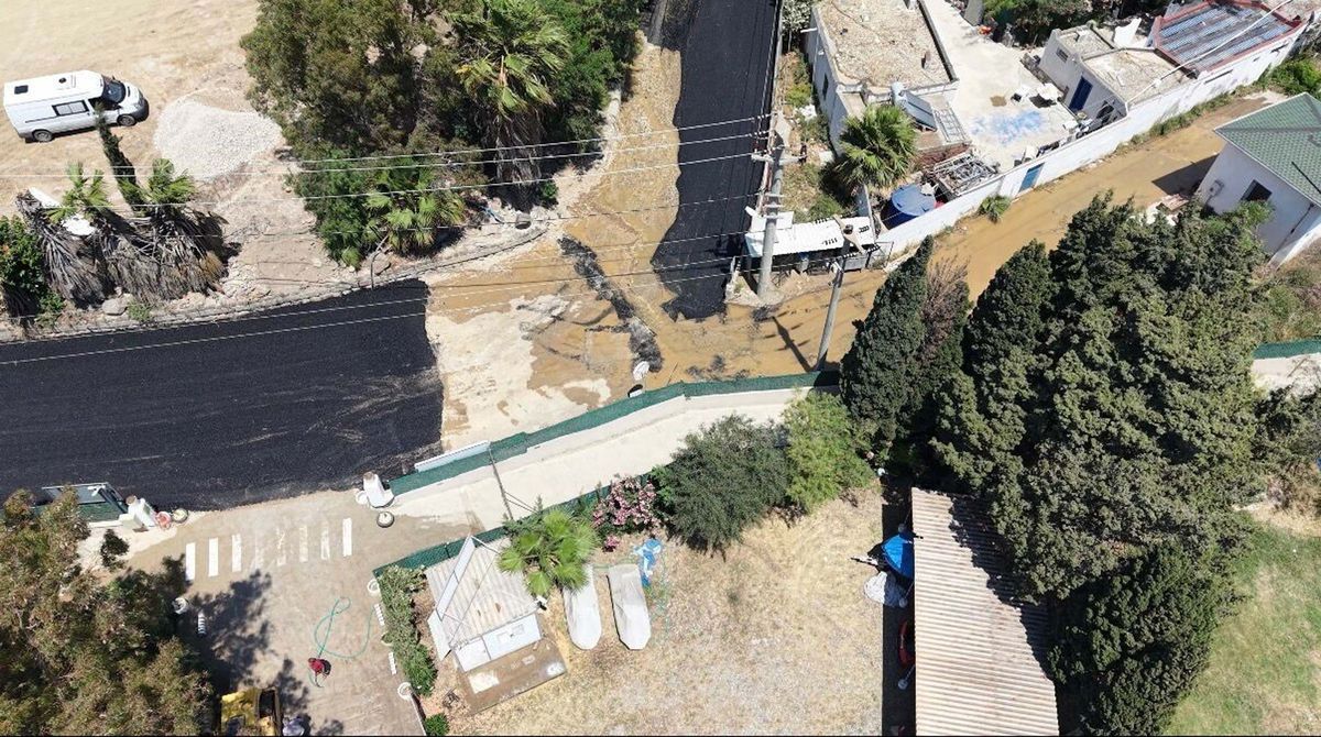 Bodrum'da isale hattı patladı, tonlarca su boşa aktı