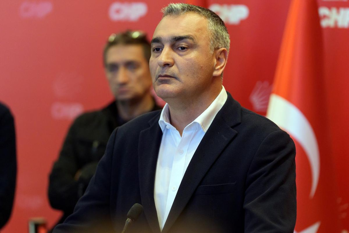 CHP'li Müslim Sarı: Kılıçdaroğlu bayramdan sonra genel merkeze gelecek