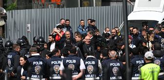 Emniyet ekipleri, CHP Genel Merkezi'ne girdi