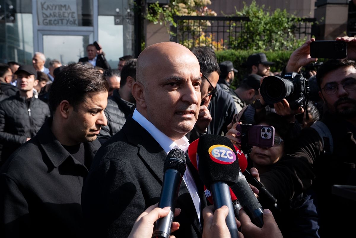 İstinafın CHP kurultay davası kararının ardından parti genel merkezinde gerginlik yaşanıyor