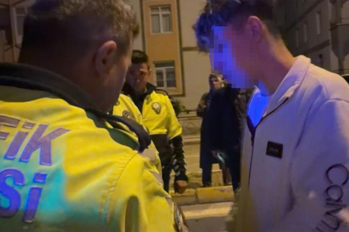 Direksiyona alkollü oturan genç sürücü ehliyetini ömür boyu kaybetti