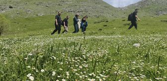 Kozluk'ta doktorlar doğa yürüyüşü gerçekleştirdi