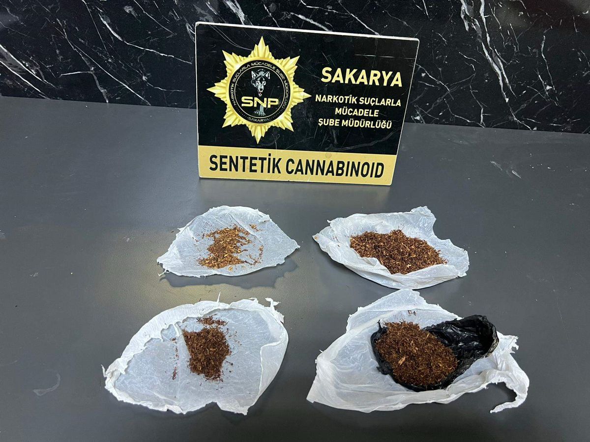 Sakarya'da uyuşturucu madde satıcıları operasyon: 6 tutuklama
