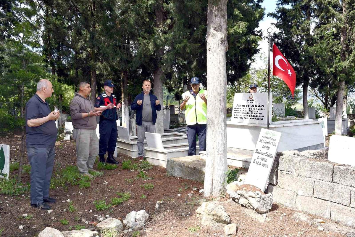 Şehit J.Er Ahmet Aran, Gördes'te Dualarla Anıldı
