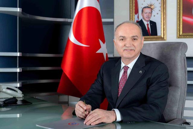 Başkan Özlü 