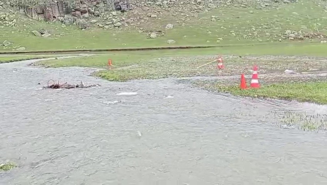 erzurumda dereye dusen cocuk b 19882361 1517 1 m