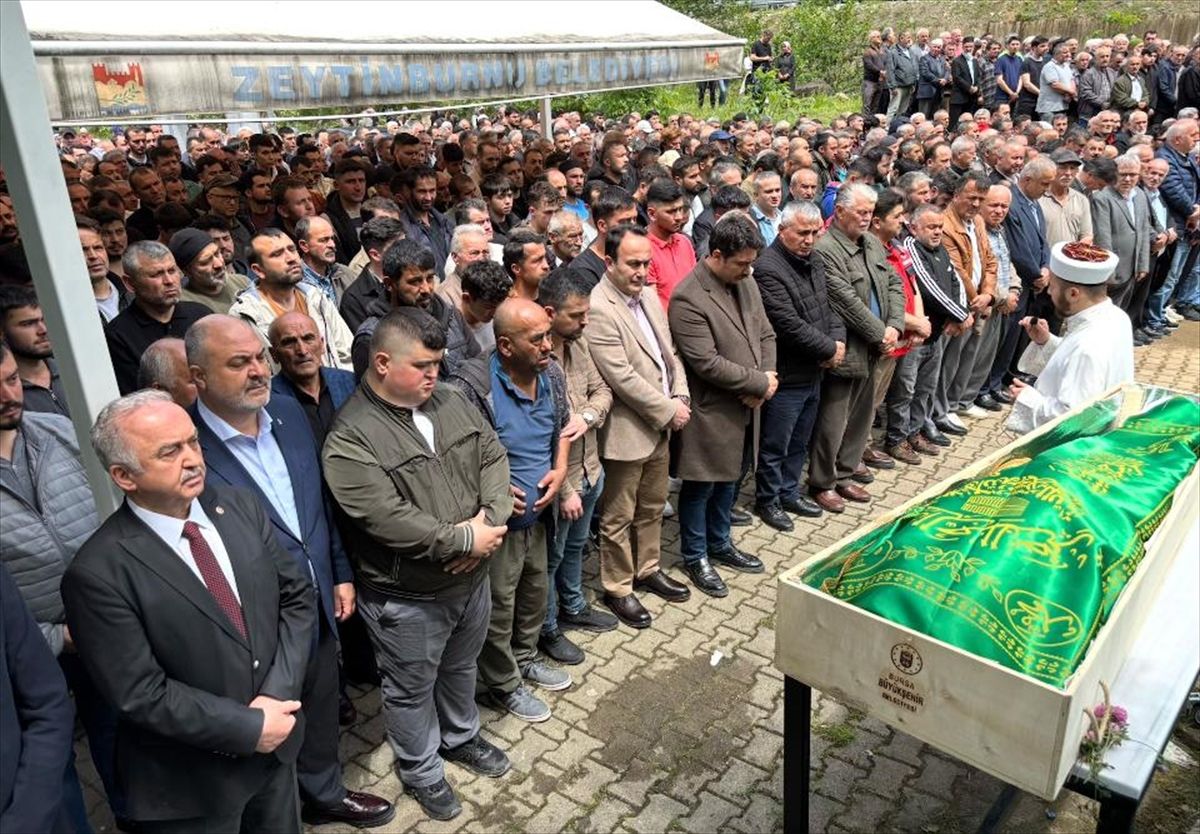 Giresun'da akıntıya kapılarak hayatını kaybeden kişinin cenazesi toprağa verildi