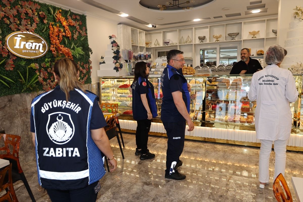 Hatay'da gıda ürünü satan işletmeler denetlendi