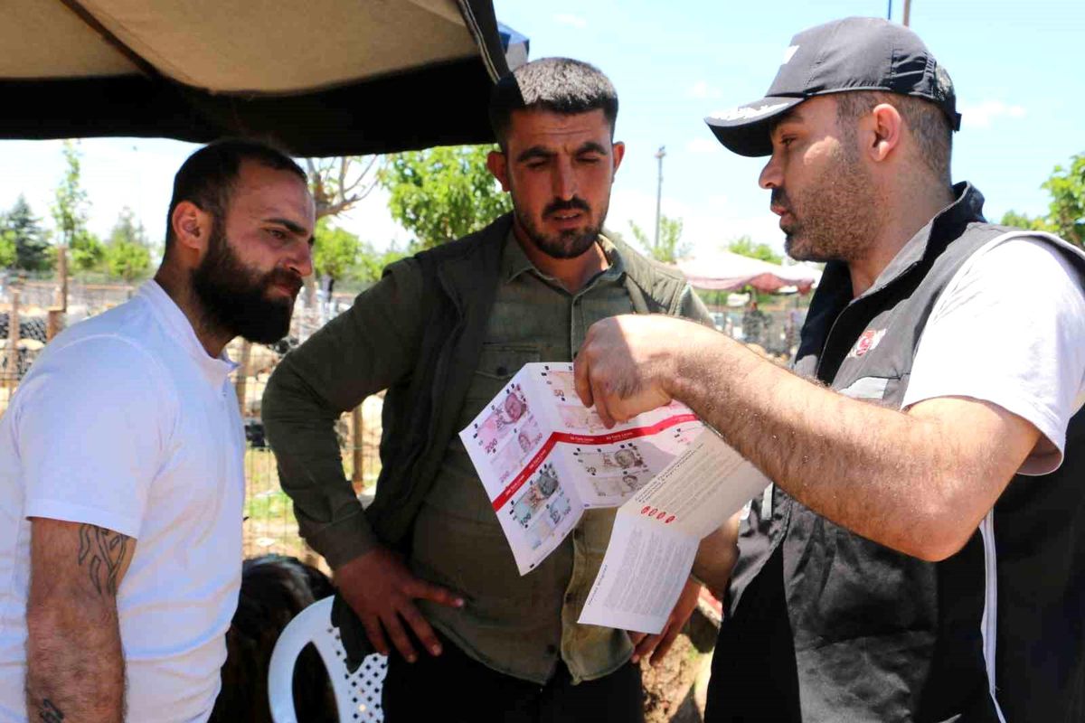 Kurban Bayramı öncesi satıcılar sahte para konusunda bilgilendirildi