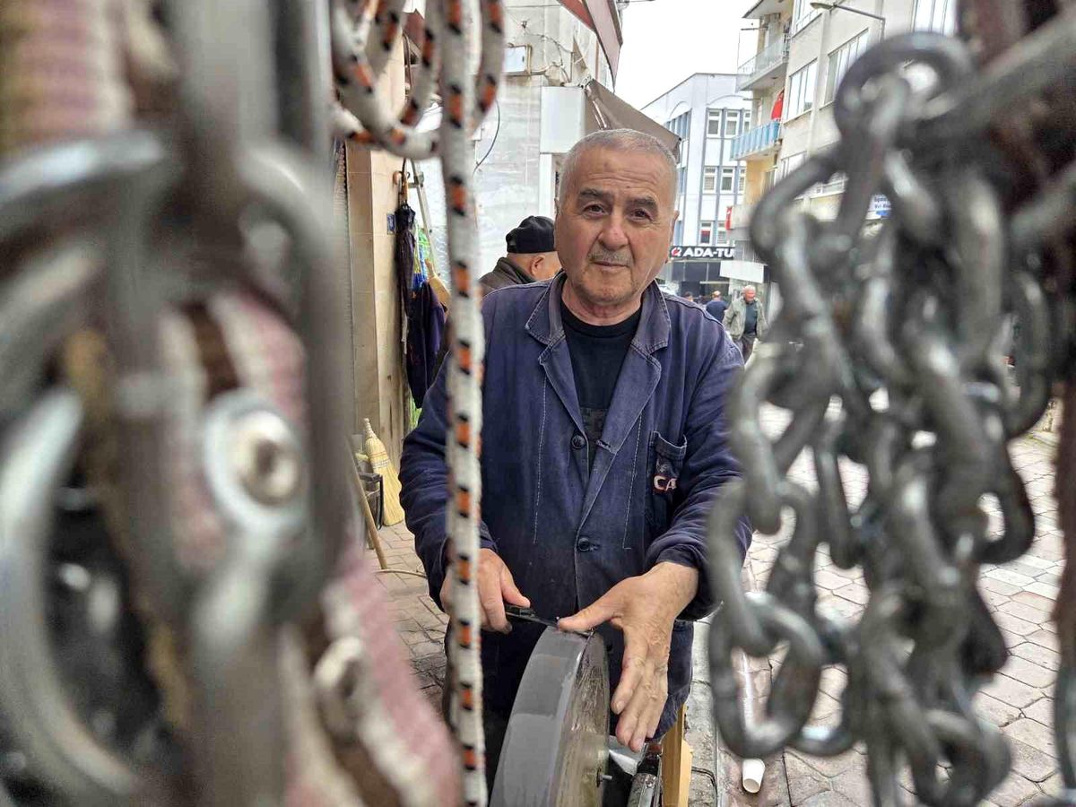 Kurban'da vatandaşın tercihi eski bıçakları biletmek