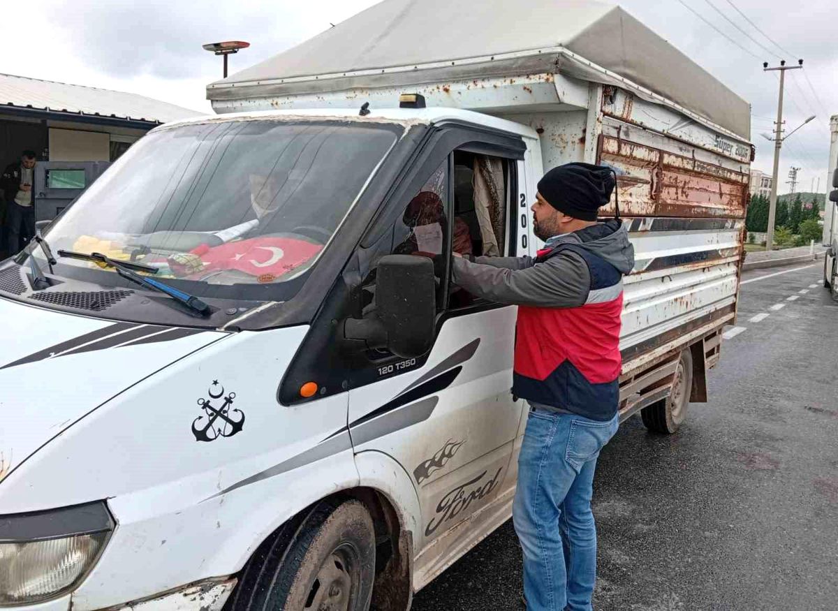Kütahya'da Kurban Bayramı öncesi yol kontrolleri ve sevk denetimleri sürüyor
