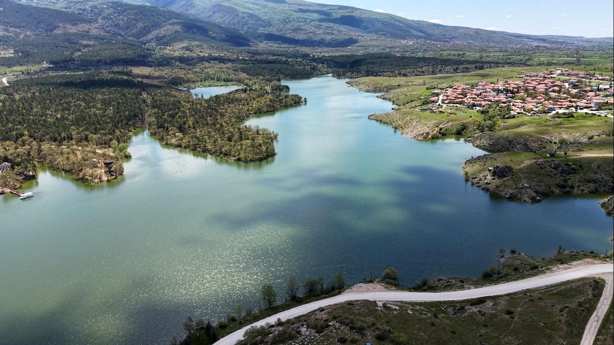 Kütahya'daki Enne Barajı 3 yıl aradan sonra yüzde 100 doluluk oranına ulaştı