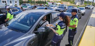 Otoyol jandarması yol güvenliği için bayram tatilinde de görev başında