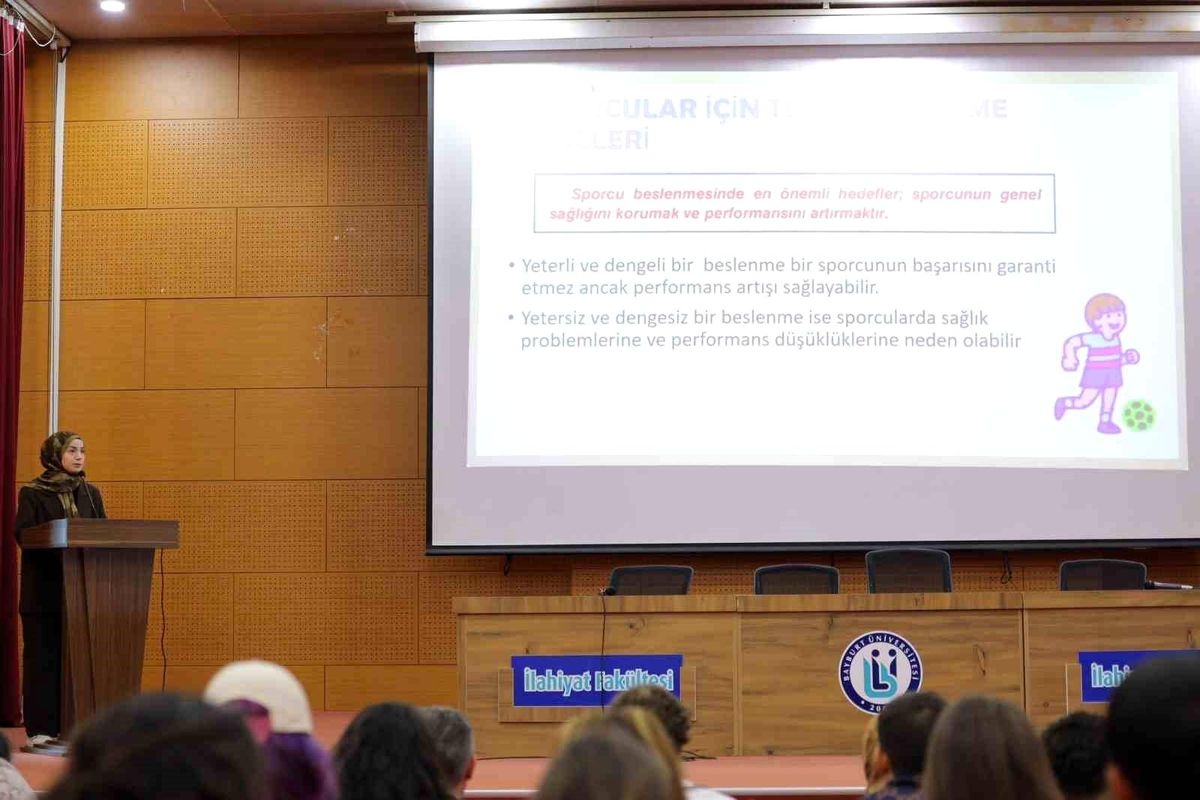 Spor Bilimleri öğrencilerine sağlıklı yaşam eğitimi verildi