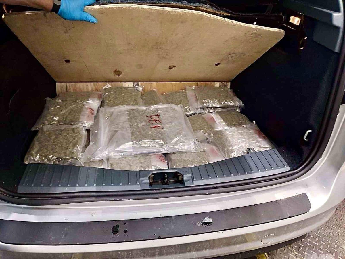 Türkiye'ye sokulmak istenen 31 kilo esrar sınırda ele geçirildi