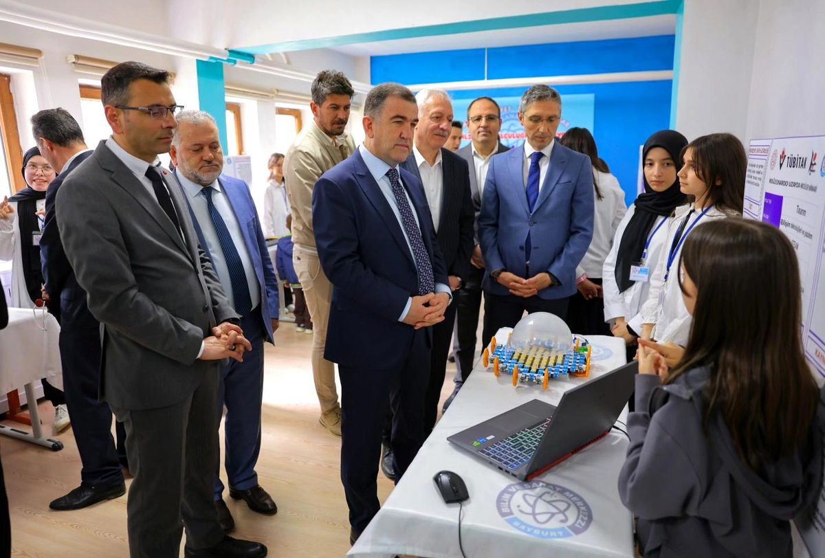 Bayburt BİLSEM öğrencilerinden bilim fuarı