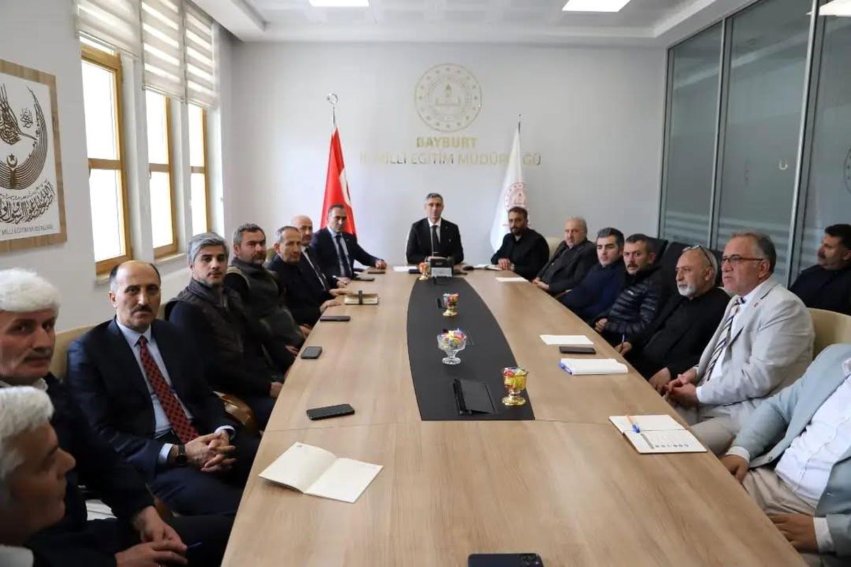 Bayburt'ta LGS ve YKS hazırlıkları ele alındı