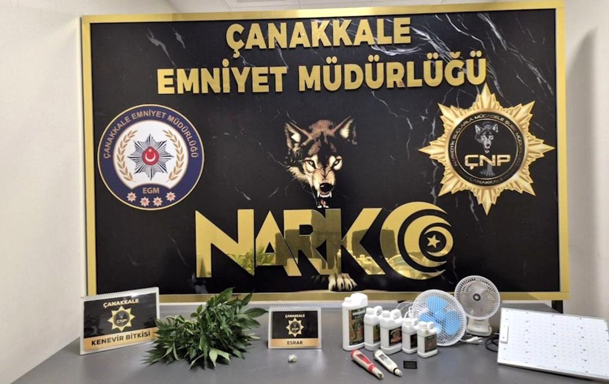 Çanakkale'de FETÖ'den aranan 2 şüpheli yakalandı