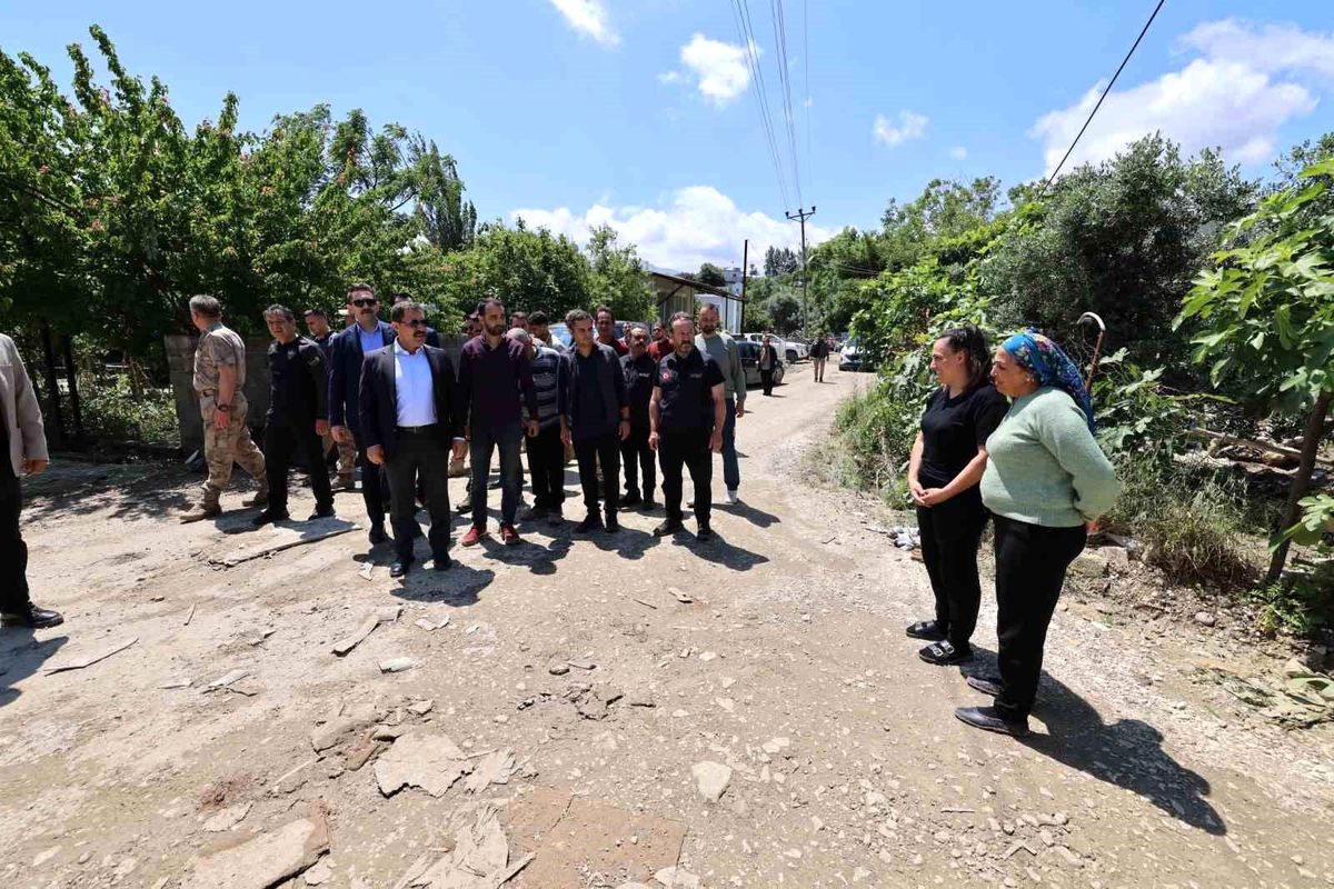 Defne'de aşırı yağıştan etkilenen alanlar incelendi