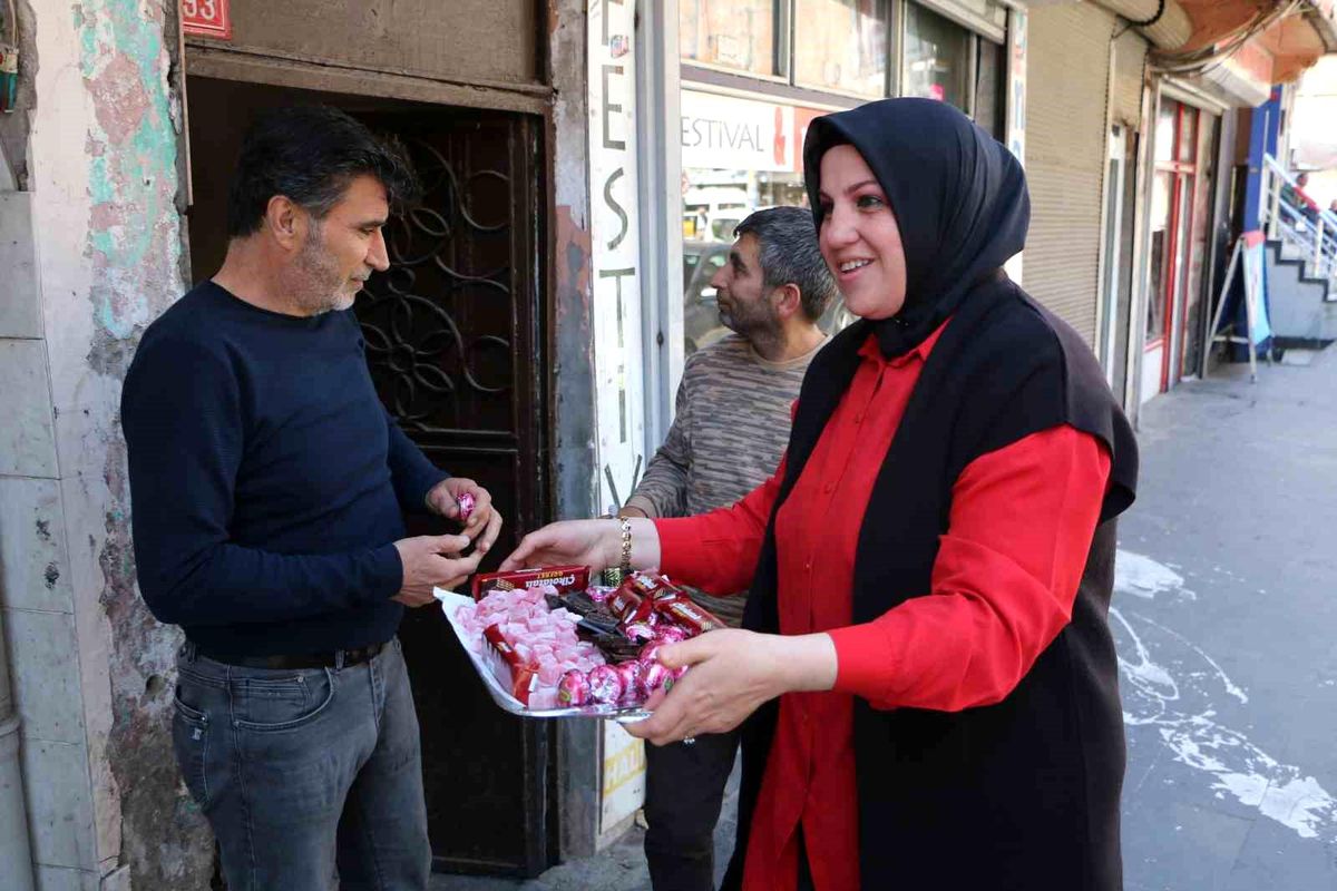 Diyarbakır'da bayram dayanışması sokaklara taştı
