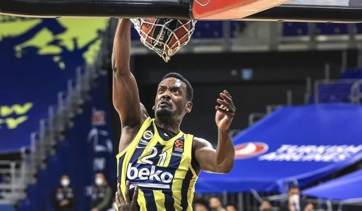 Dyshawn Pierre Galatasaray'a mı geldi, Dyshawn Pierre Fenerbahçe'de oynadı mı?