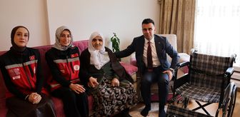 Erzurum'da 94 yaşındaki şehit annesine tekerlekli sandalye