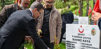 Bayram arifesinde şehitlik ziyaretleri