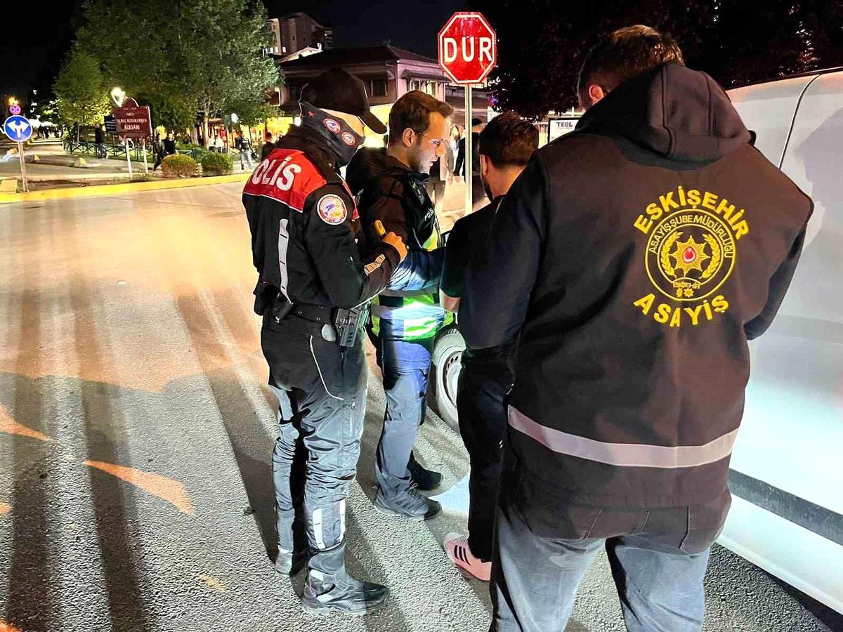 Eskişehir'de bayram öncesi geniş çaplı asayiş ve trafik uygulaması