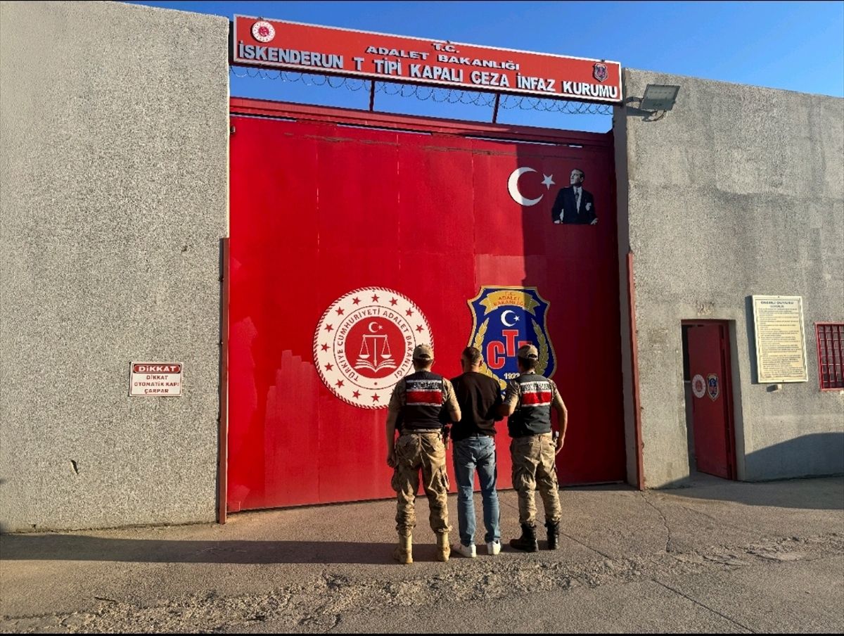 Hatay'da iş yerinde uyuşturucu ele geçirilen zanlı tutuklandı