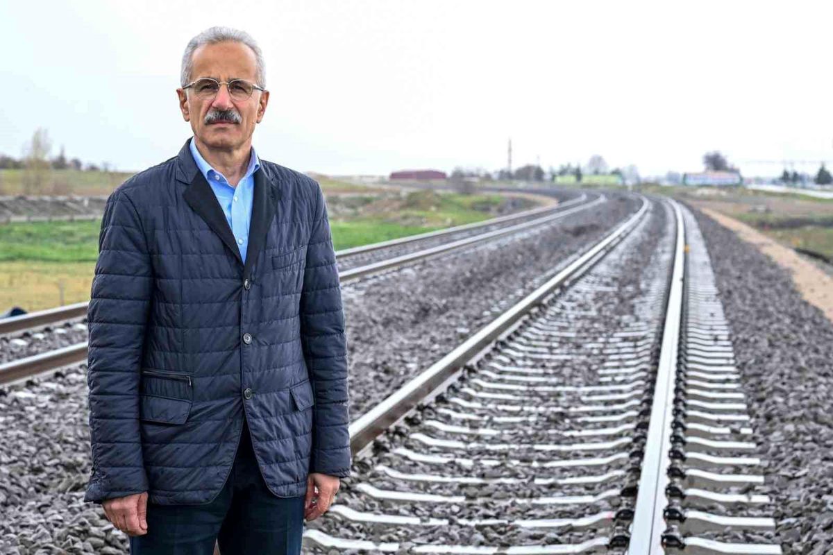 'Hattımız, mersin limanlarını orta koridor ve kalkınma yolu'na yüksek hızda bağlayacak'