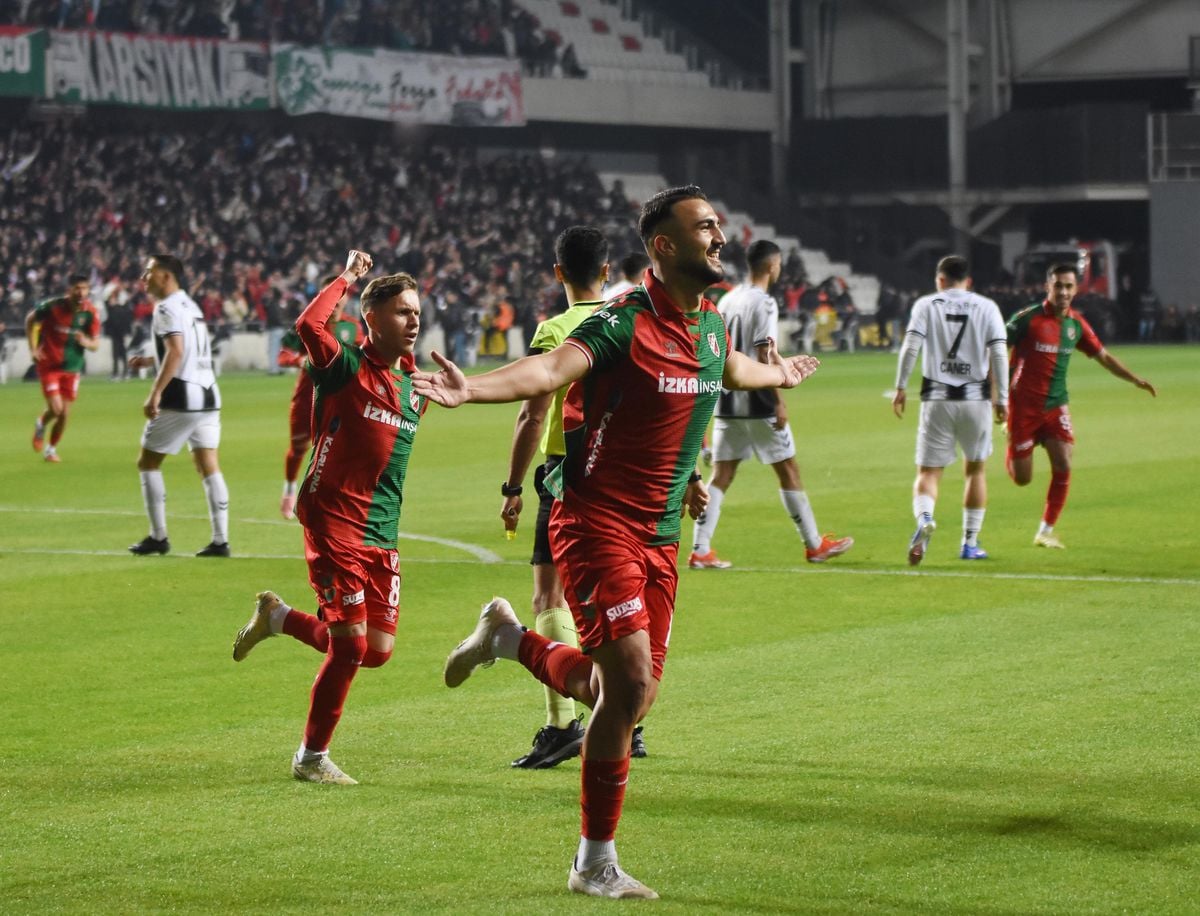 Karşıyaka'da Ömer Faruk beklemede