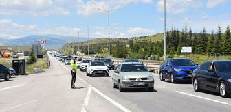 'Kilit kavşak' Kırıkkale'de bayram öncesi trafik yoğunluğu sürüyor