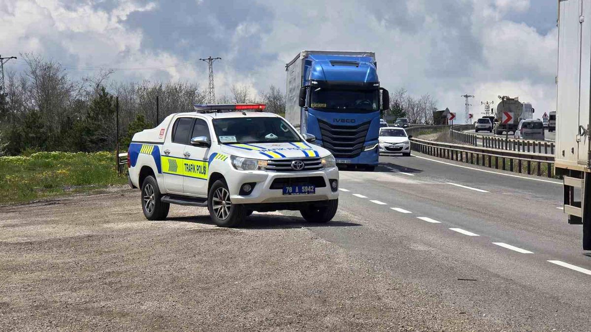 Kurban Bayramı dönüş trafiği için ağır tonajlı araçlara kısıtlama