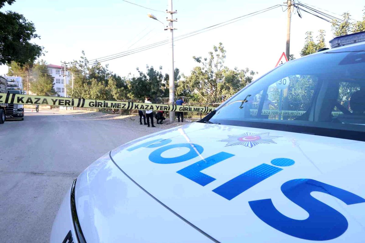 Kurban pazarındaki tartışma silahlı kavgaya dönüştü: 3 yaralı