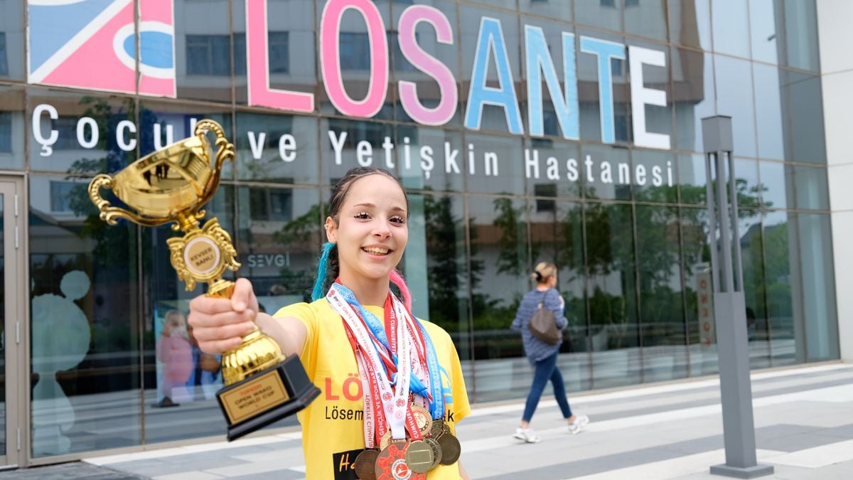 Lösemiyi yenen Kevser, dünya şampiyonu oldu