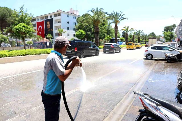 Marmaris Belediyesi bayramda da sahada olacak