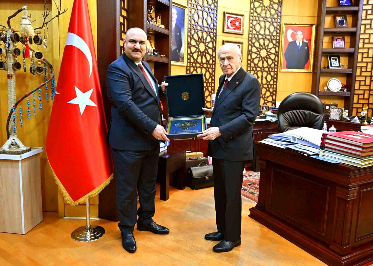 MHP Lideri Bahçeli, Kerkük Valisi Ağa'yı kabul etti
