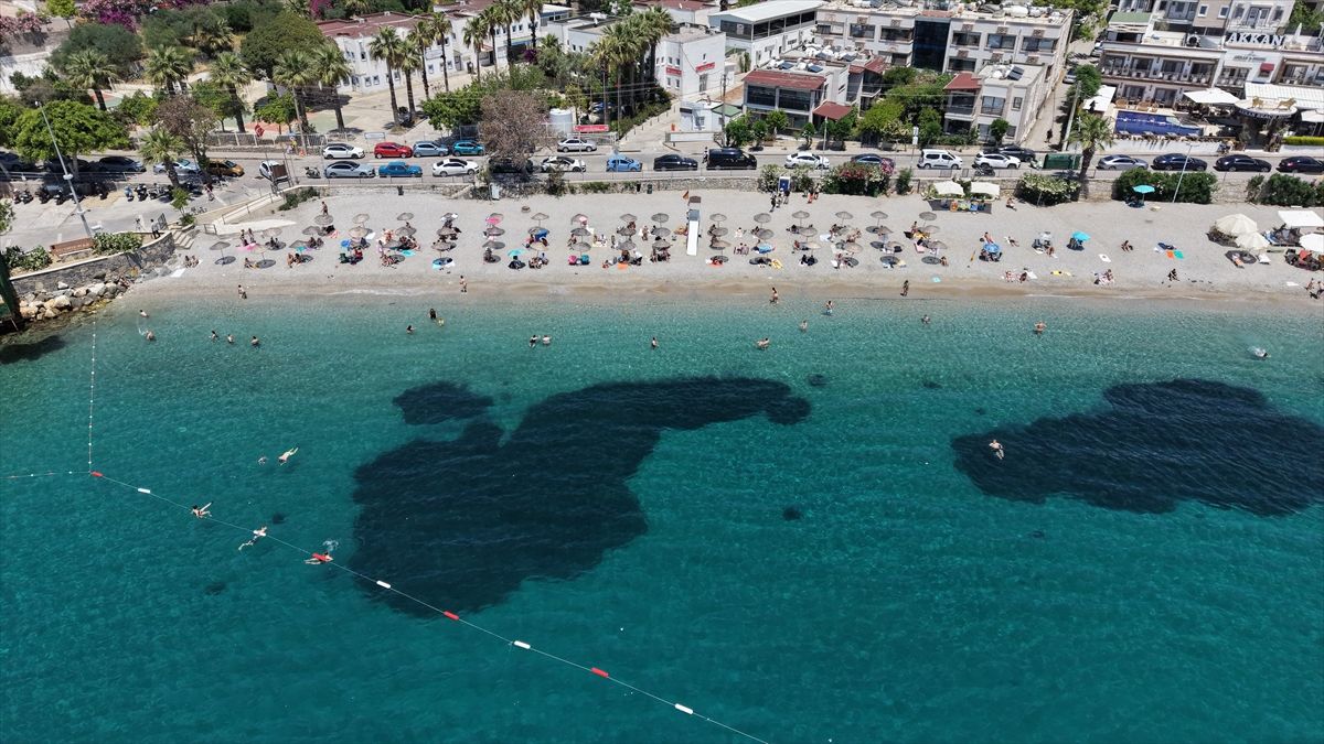 Muğla sahillerinde bayram tatili hareketliliği yaşanıyor