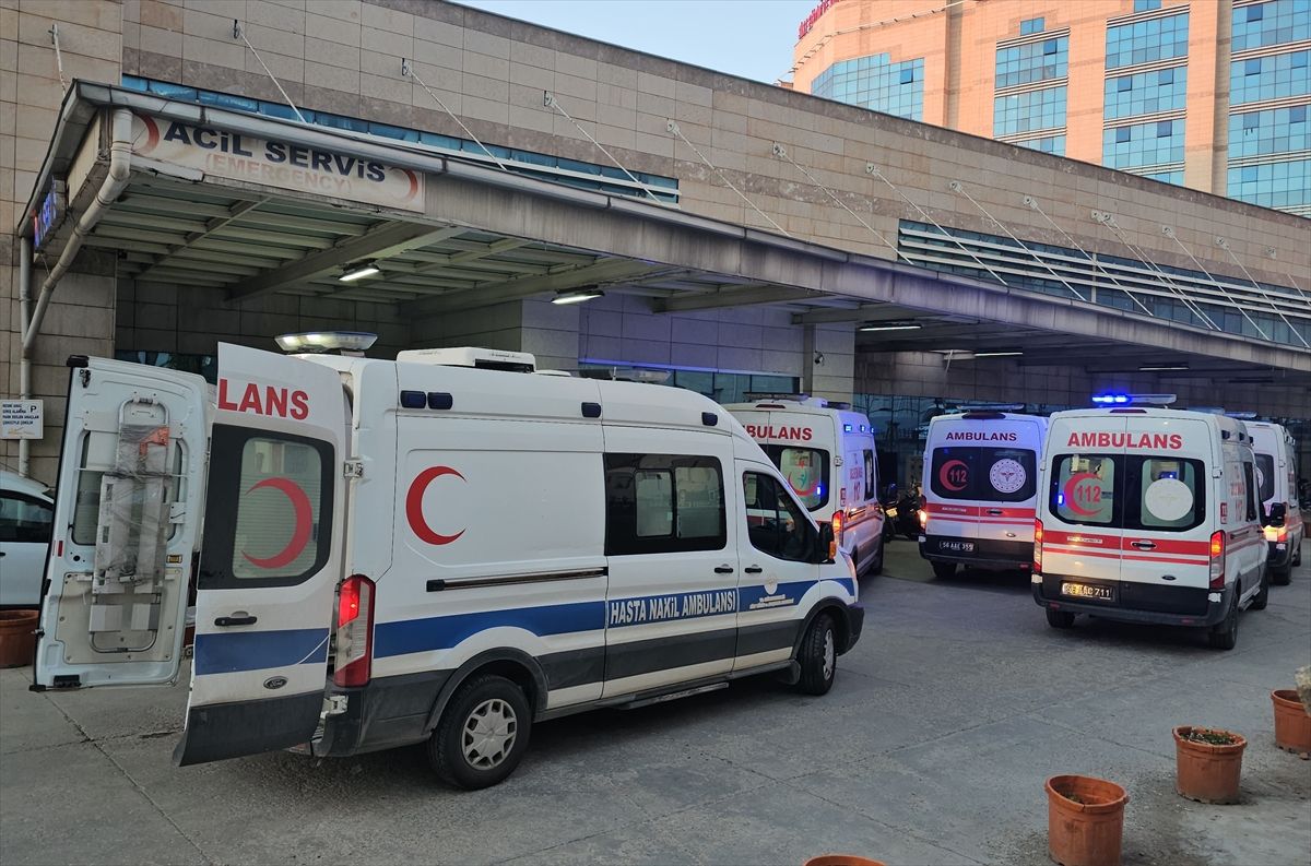 Siirt'te çıkan taşlı sopalı kavgada 6 kişi yaralandı