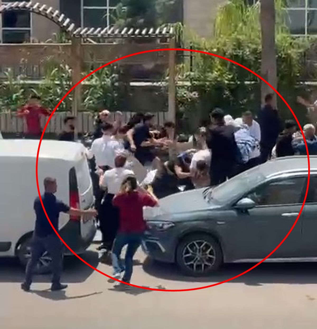Şırnak'ta Akraba İki Aile Arasında Kavga: 8 Yaralı