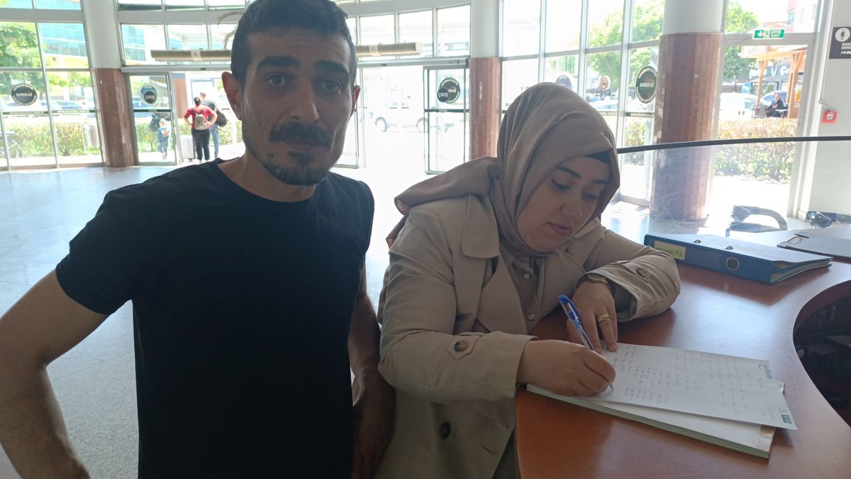 İnegöl'de Otobüs Terminalinde Unutulan Çanta İçinde 3,5 Milyon TL Değerinde Altın Bulundu