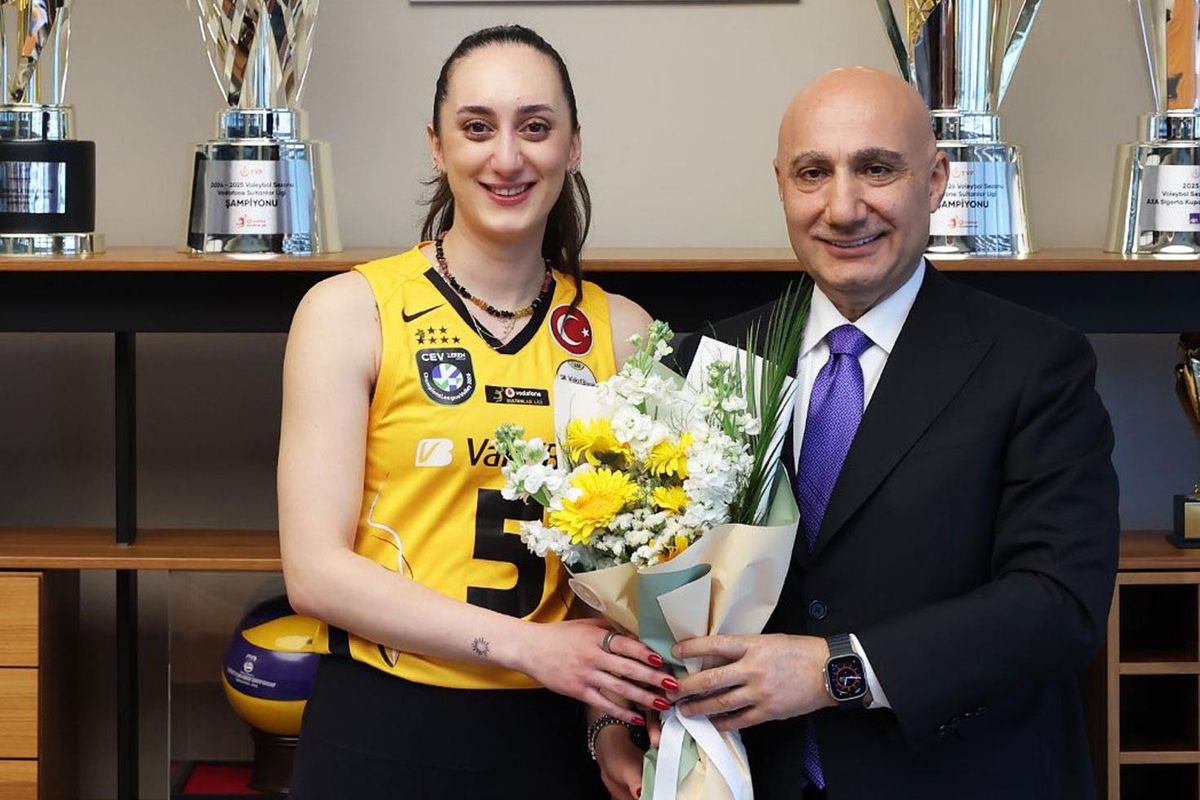VakıfBank, efsane ismi Ayça Aykaç'a veda etti