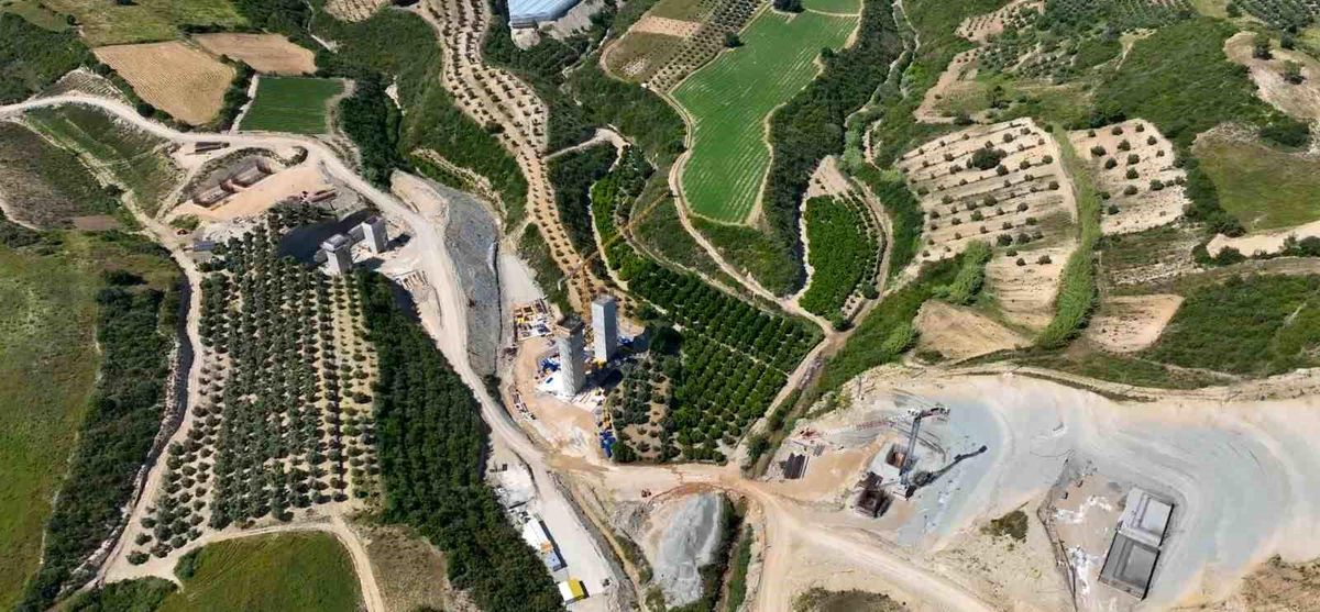 Akdeniz'den Avrupa'ya uzanacak Antalya-Alanya Otoyolu'nda çalışmalar hızlandı