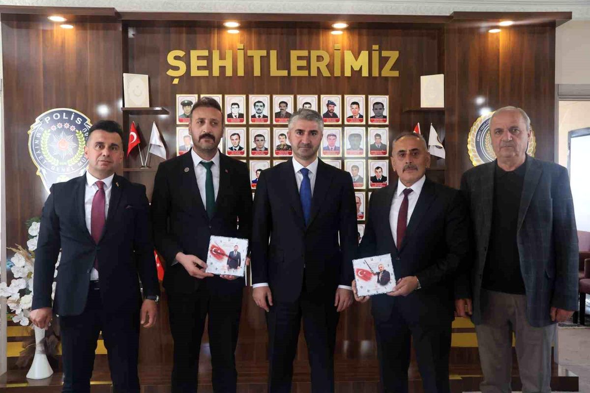 Bakan Yardımcısı Tarıkdaroğlu, Erzurum'da şehit aileleri ve gazilerle bayramlaştı