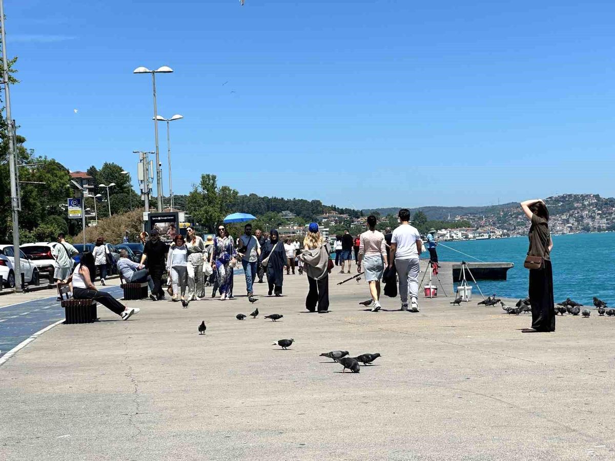 Bayramda İstanbul'da kalanlar sahiller ve parkların tadını çıkardı