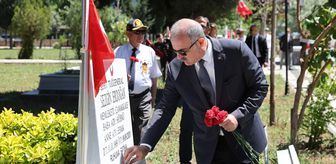 Vali Toraman ve Protokol Şehitliği Ziyaret Etti