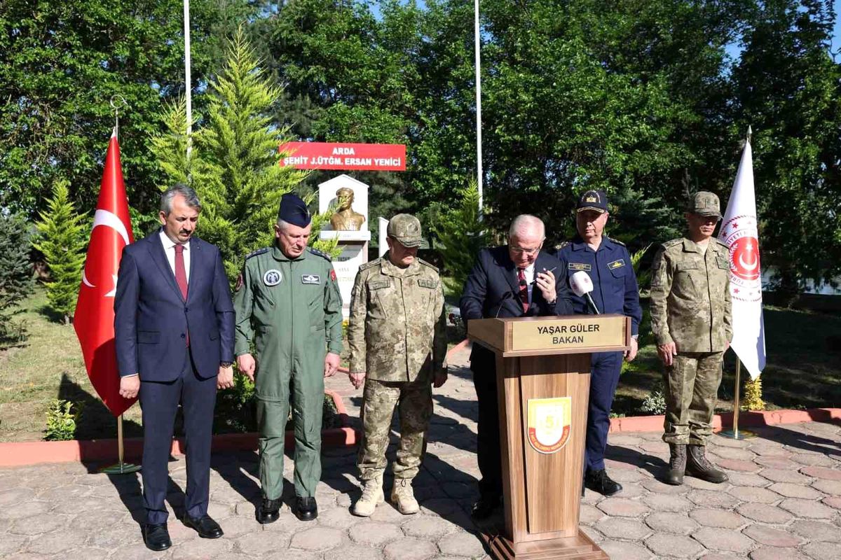 Cumhurbaşkanı Erdoğan'dan sınırda Mehmetçik'e bayram mesajı