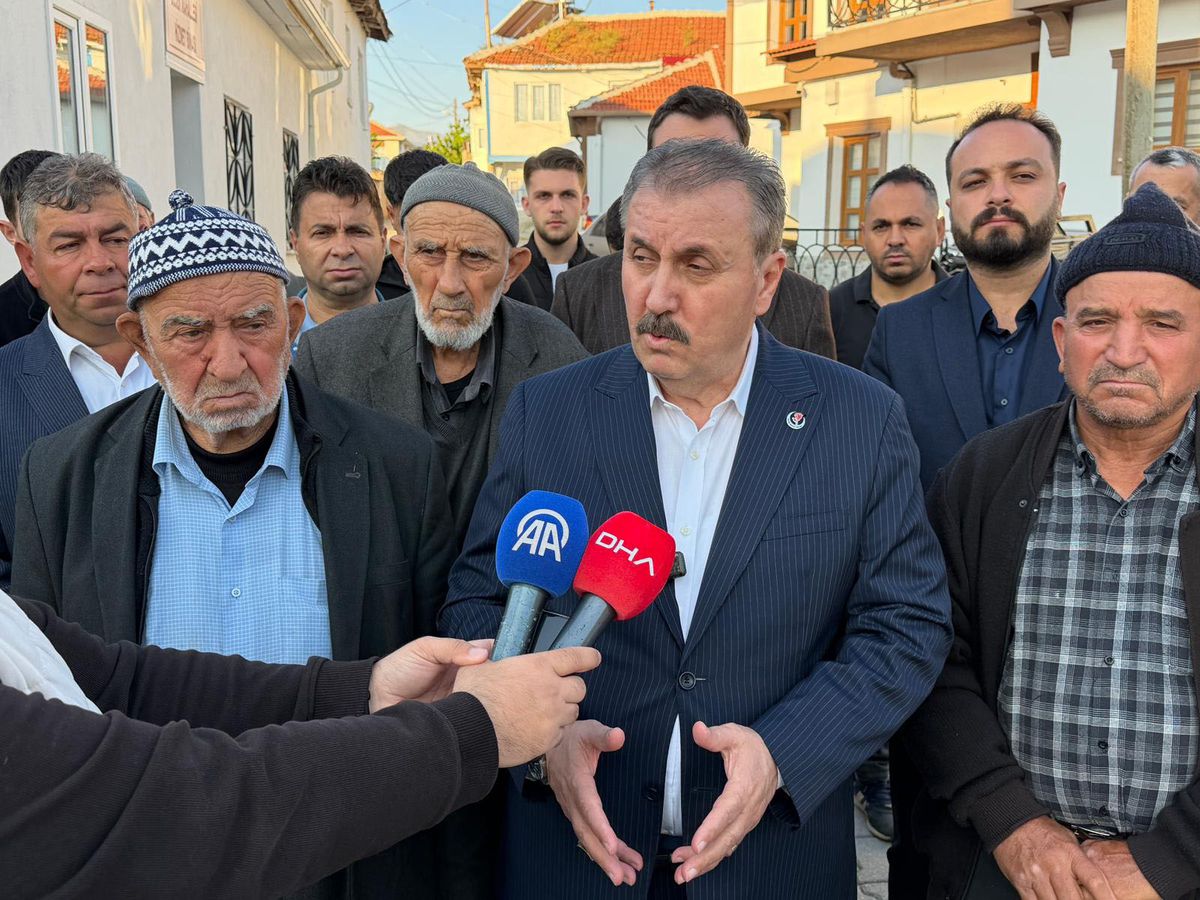 Destici: CHP'deki iç çekişmenin tarafı değiliz